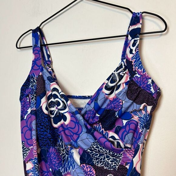 Miraclesuit x Talbots Floral Spring Blossoms Tankini Top 10 - Picture 2 of 6